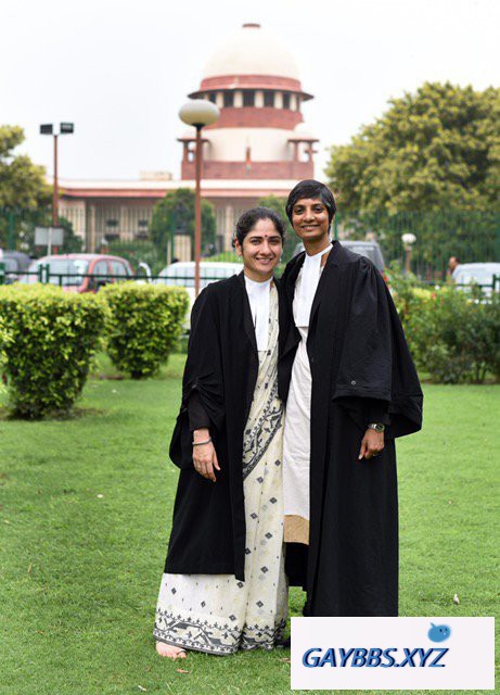 推动印度同性恋合法化的两位律师公开恋情 
