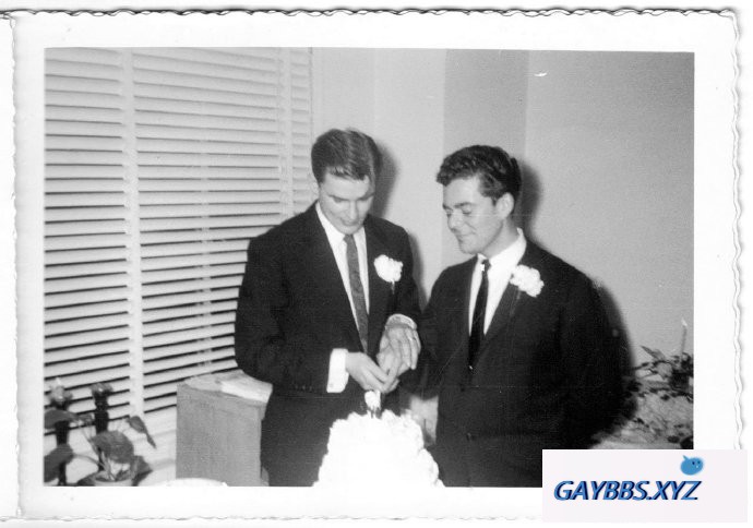 62年前的同性婚礼之谜 