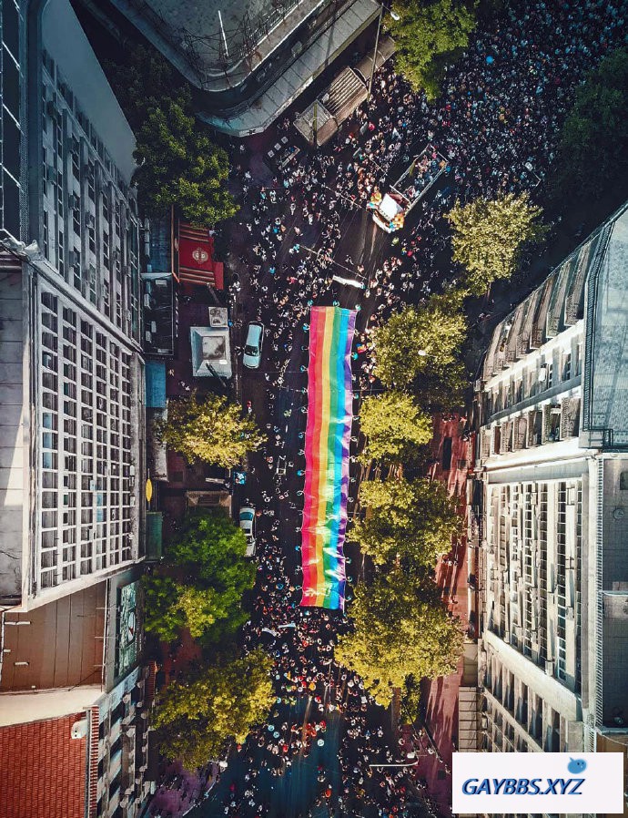 华府、罗马、雅典这些城市都在庆祝骄傲月 