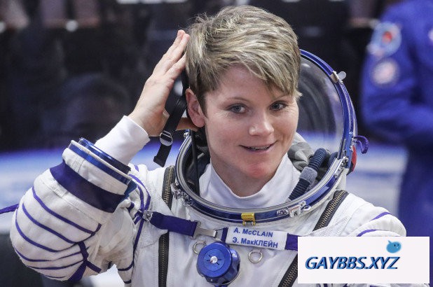 NASA女航天员在太空盗窃前任银行账户 