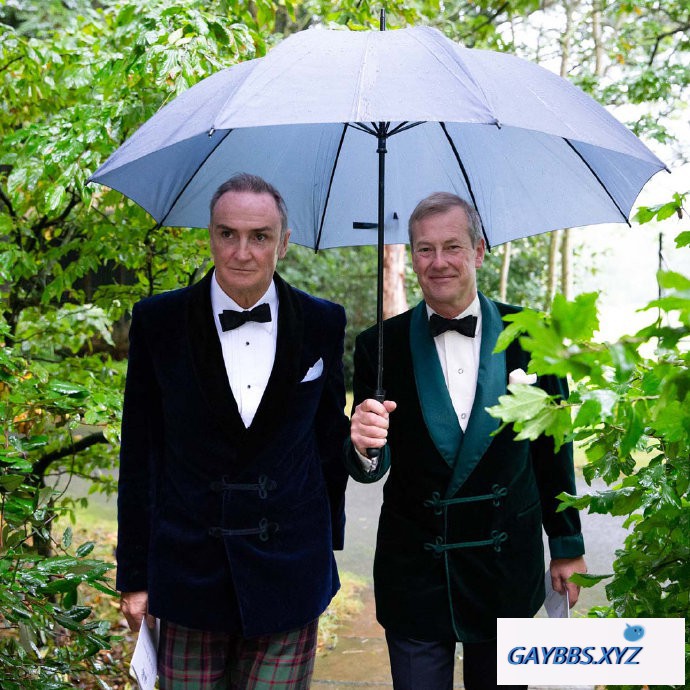 拥有同性婚姻近一年，英国女王的堂弟仍觉得“怪怪的” 