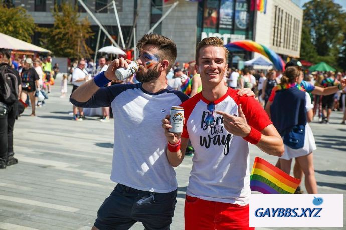 这款gay里gay气的啤酒，有人尝过吗？ 