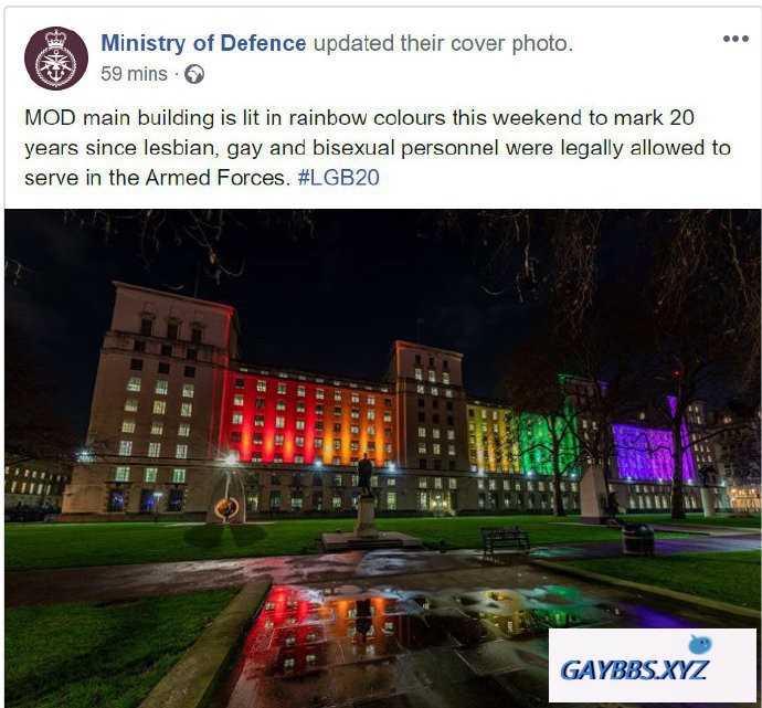 英国：国防部亮彩虹灯光庆祝 