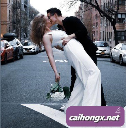 纽约：疫情下的一场同性婚礼 同性婚礼