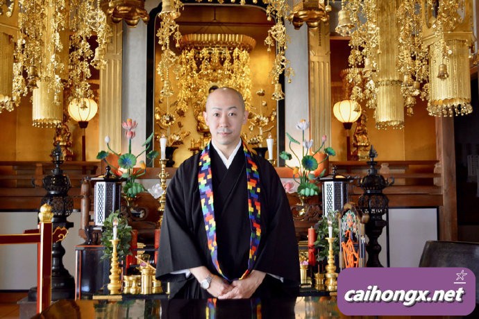 日本古寺为同性伴侣办婚礼 同性伴侣
