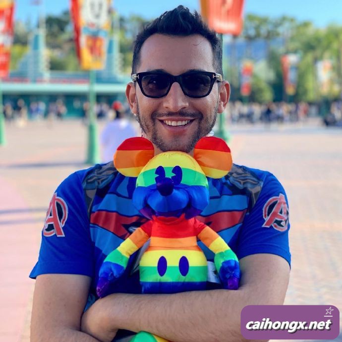 迪士尼用“彩虹系列”捐助LGBT友善组织 LGBT