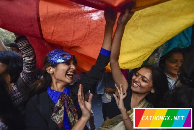 印度一高等法院裁决，同性情侣同居是宪法权利 同性伴侣