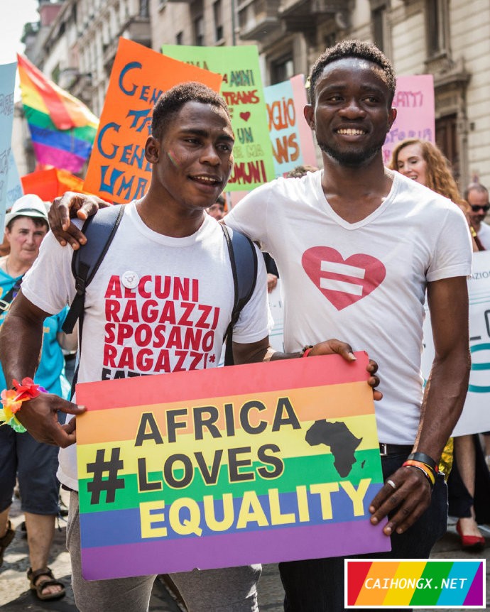 加蓬迈向同性恋非罪化 