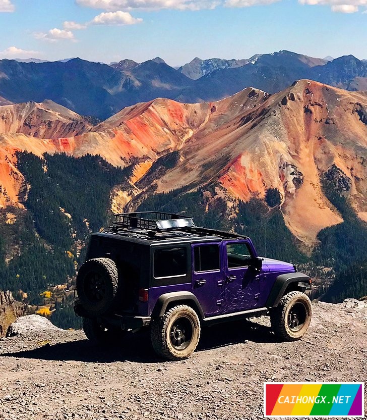 支持LGBT青少年反欺凌，Jeep汽车披紫色 LGBT