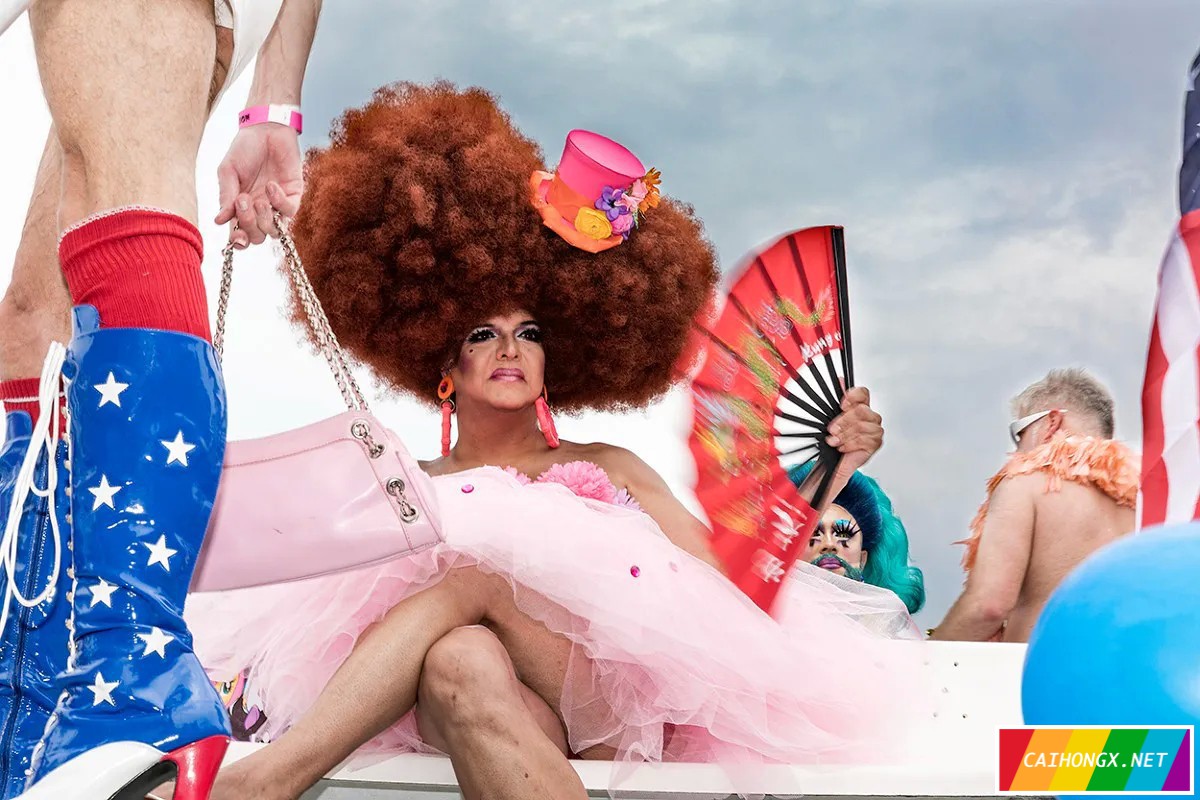 摄影师镜头下的LGBTQ网红度假胜地火岛 LGBTQ,度假