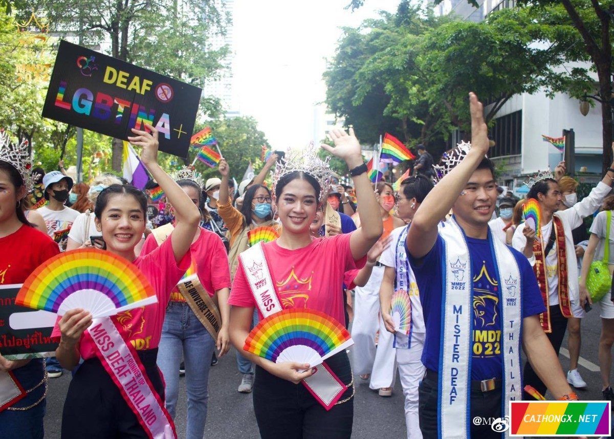 泰国曼谷的骄傲巡游行进活动快乐登场 骄傲月,泰国,曼谷