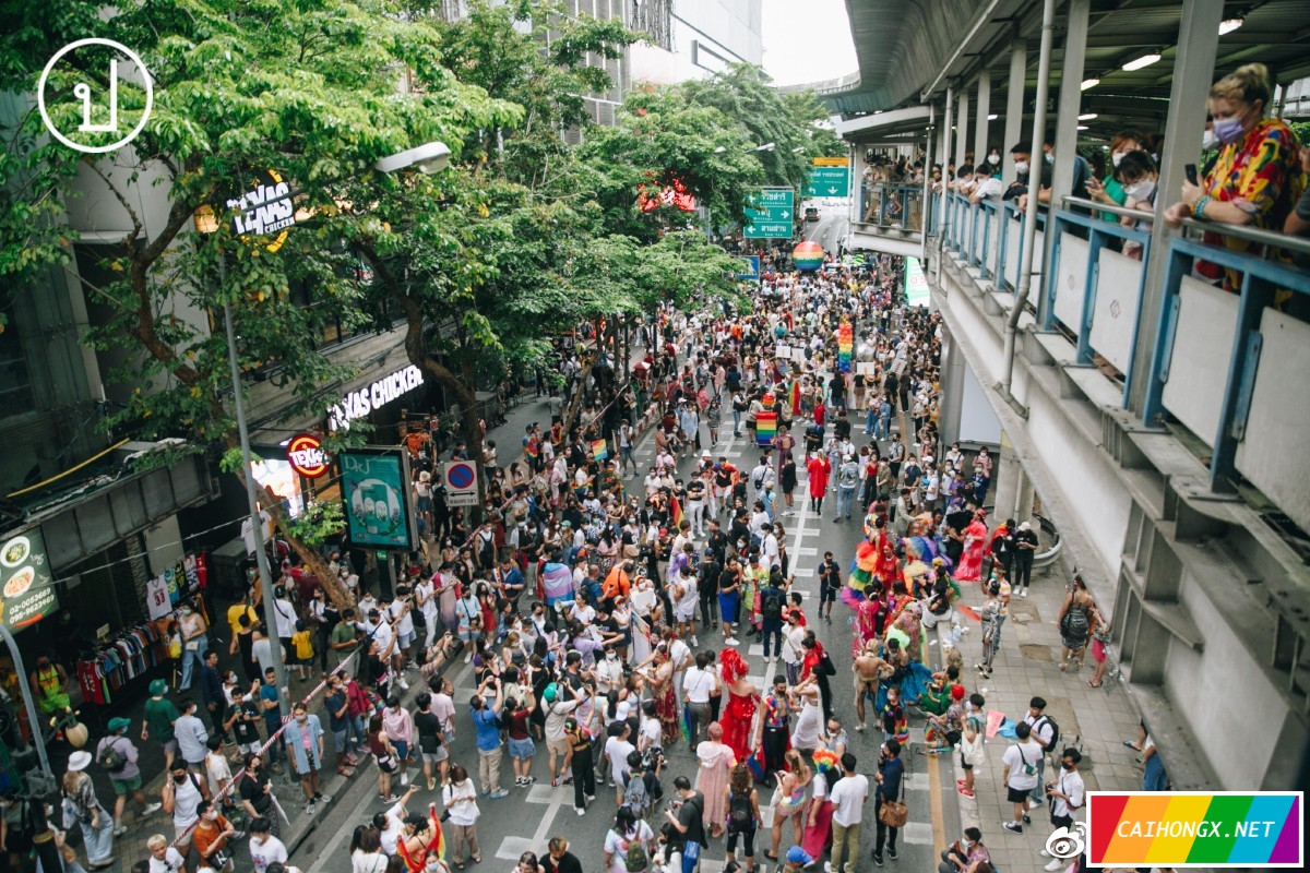 泰国曼谷的骄傲巡游行进活动快乐登场 骄傲月,泰国,曼谷