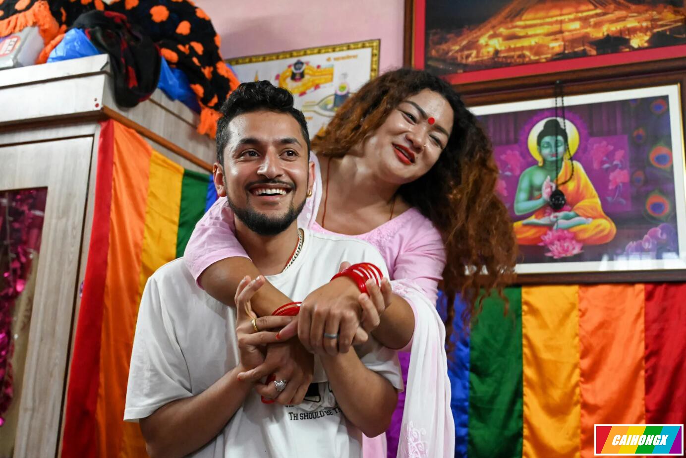 尼泊尔同性婚姻合法化 首对同性伴侣领证 同性婚姻,跨性别