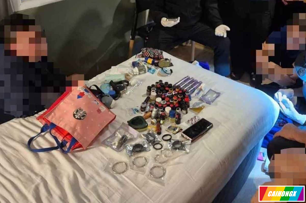 曼谷一男子办男男性派对被抓，警方缴获大量Rush和性玩具 泰国,曼谷,性行为